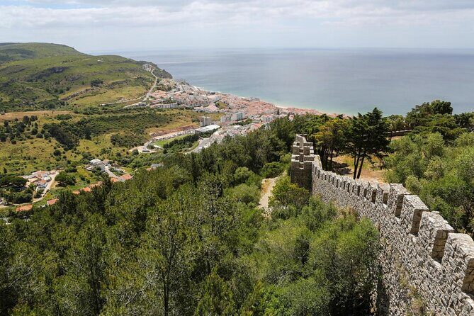 Private half-day tour of Sesimbra and Arrábida - How the Experience Comes to Life — Authenticity and Expert Guidance