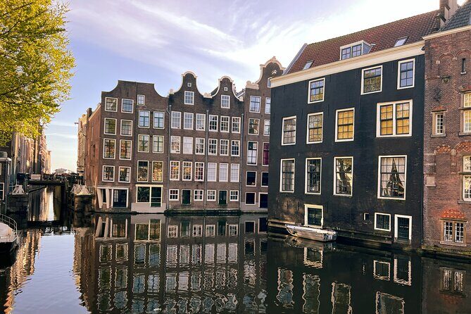 Private Historical Highlights Walking Tour, local Dutch guide - Why This Tour Offers Great Value