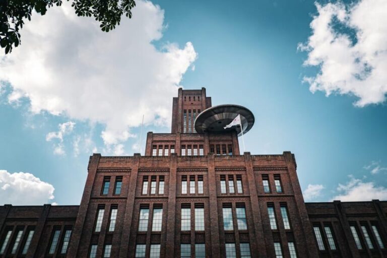 Private & Personalized tour: We show you "Our Utrecht" - A Closer Look at the Utrecht Private Tour