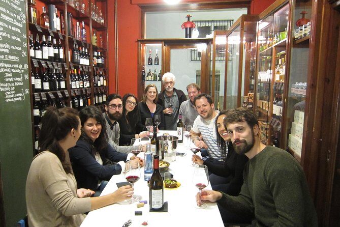 Private premium wine tasting with snacks in Valencia's old town - Snacks and Pairings