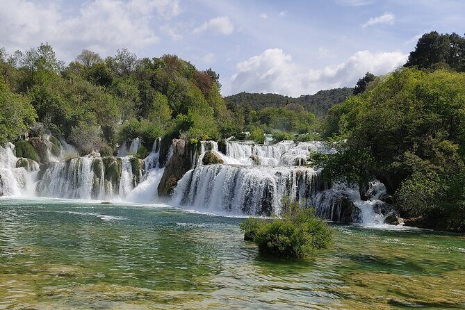 Private Roundtrip Transfer from Zadar to Plitvice National Park - Why This Transfer Offers Good Value