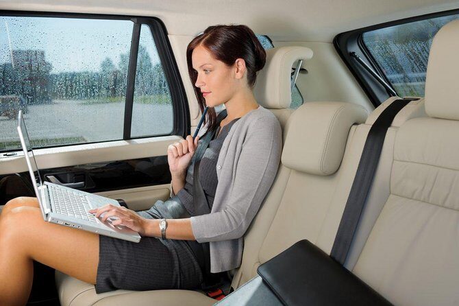 Private Shuttle from Charles de Gaulle Airport to Paris: Premium Service - Comparing Value and Cost