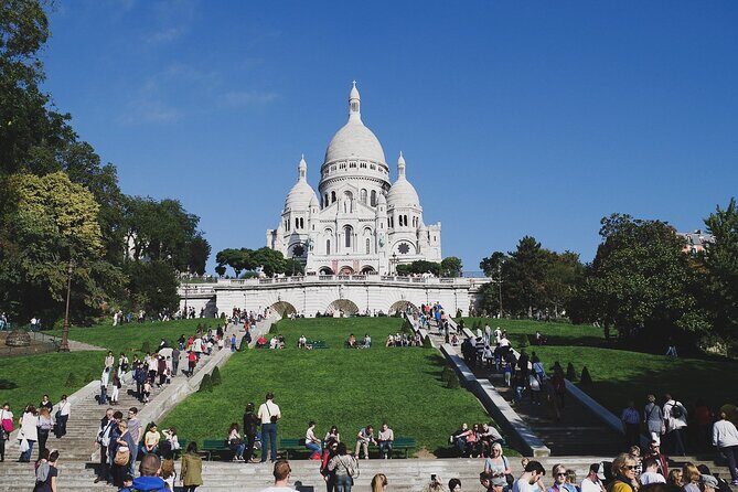 Private Street Art Tour in Paris with Local Expert - Who Should Consider This Tour?