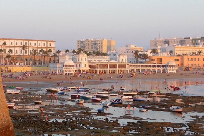 Private Tour around Cadiz including Torre Tavira - Challenges and Considerations
