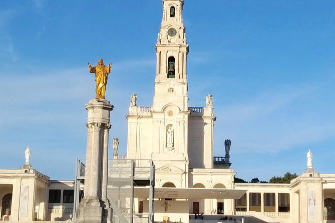 Private tour for 1 to 4 people: Fátima, Batalha, Nazaré and Óbidos - Óbidos: A Medieval Village Straight Out of a Fairy Tale