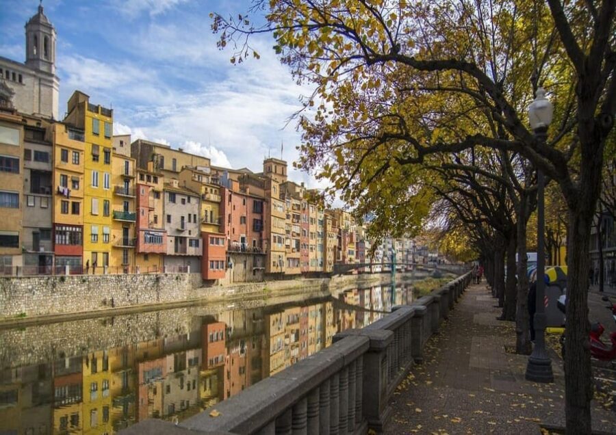 Private Tour Girona & Kayaking in L'Escala - Practical Details and Tips