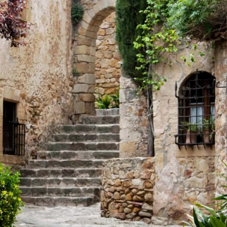 Private Tour Girona & Tossa de Mar from Barcelona - What Makes This Tour Stand Out?