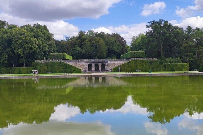 Private tour of the Great Christmas of Vaux le Vicomte and Fontainebleau - The Practical Side: What to Expect