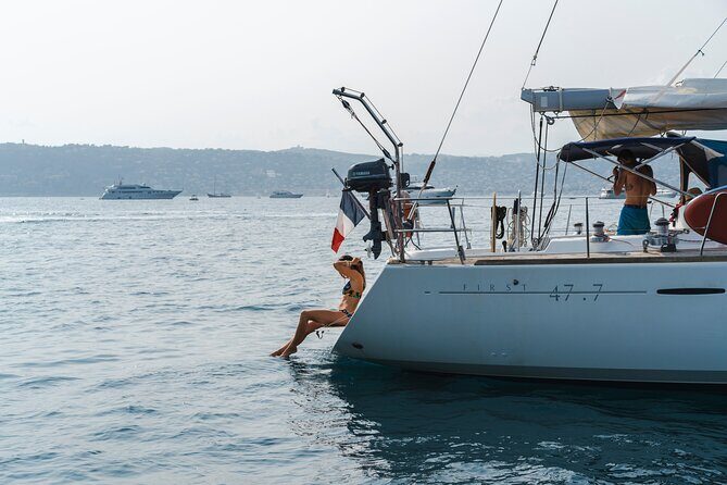 Private tour on a sailboat with apéritif at sunset on Antibes - Who Will Love This Tour?