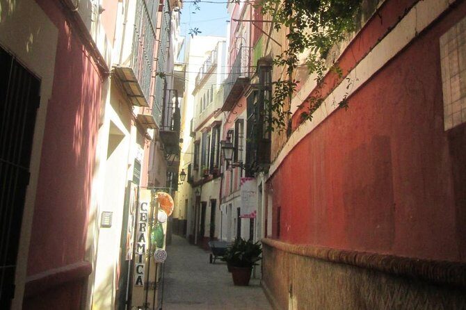 Private tour through the old Jewish neighbourhood. - FAQs