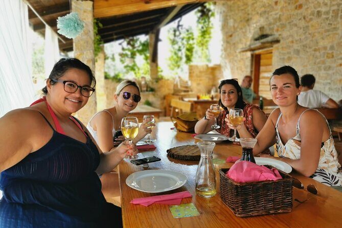 Private tour to Krka waterfalls- Lunch included - Frequently Asked Questions