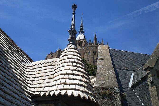 Private Tour to Mont Saint Michel with Tickets to Abbey - Transportation and Comfort