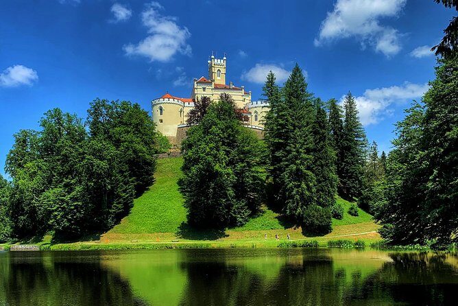 Private Tour: Varazdin and Trakosan Castle Day Trip from Zagreb - Whats Included and Whats Not