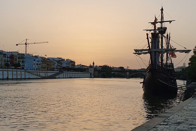Private Tour with Local Guide to know the Seville Essential - Detailed Breakdown of the Itinerary