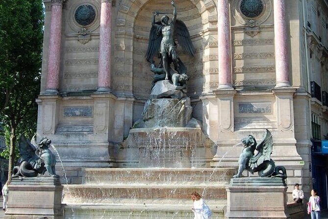 Private Tour with Skip the Line Tickets to Louvre Museum & Crepes - FAQ