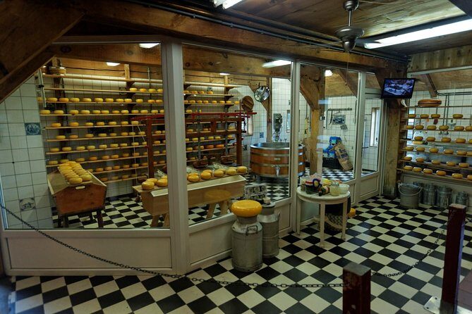 Private Tour Zaanse Schans Windmills and Volendam in Jaguar - Final Thoughts: Why Choose This Tour?