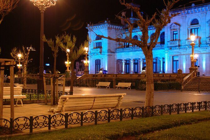 Private transfer: Barcelona to San Sebastian, 2h Stop in Pamplona - Who Will Love This Experience?