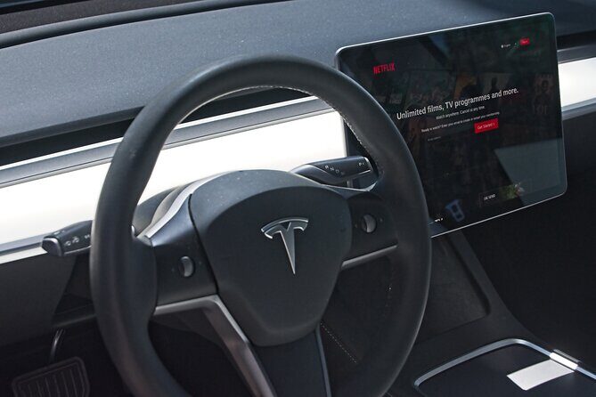 Private Transfer from Athens Airport to Athens City with Tesla - FAQ