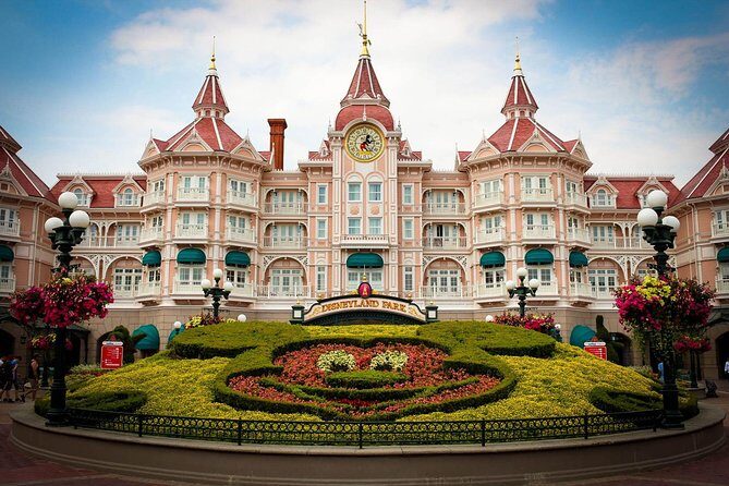 Private Transfer from Disneyland Paris to Charles de Gaulle or Orly Airports - Quick Overview of the Private Transfer Service