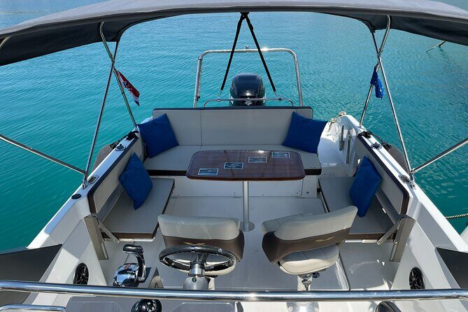 Private Transfer from Makarska to Dubrovnik with 2h Sightseeing, local driver - Vehicle Options and Their Practical Benefits