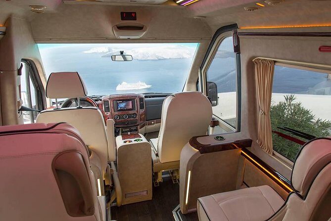Private Transfer , from or to Santorini Airport / Port / Hotel - The Experience in Practice