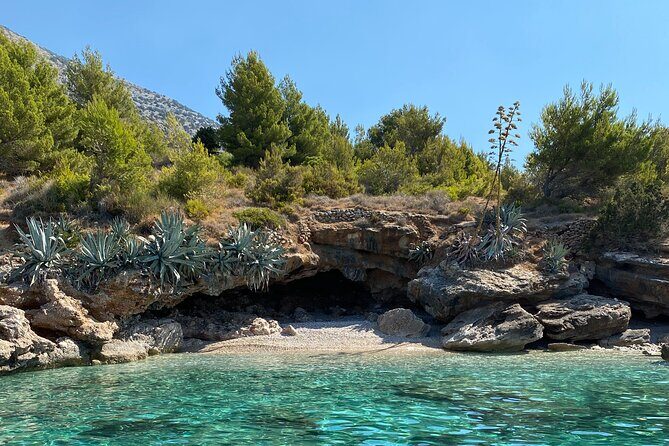 Private Transfer from Split to Pula with 2 hours for sightseeing - The Sum Up