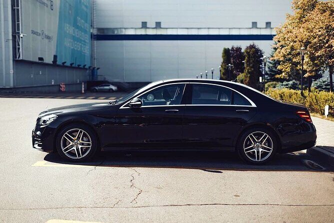 Private Transfer: Nice Airport NCE to Nice City in Business Car - Who Will Love This Transfer?