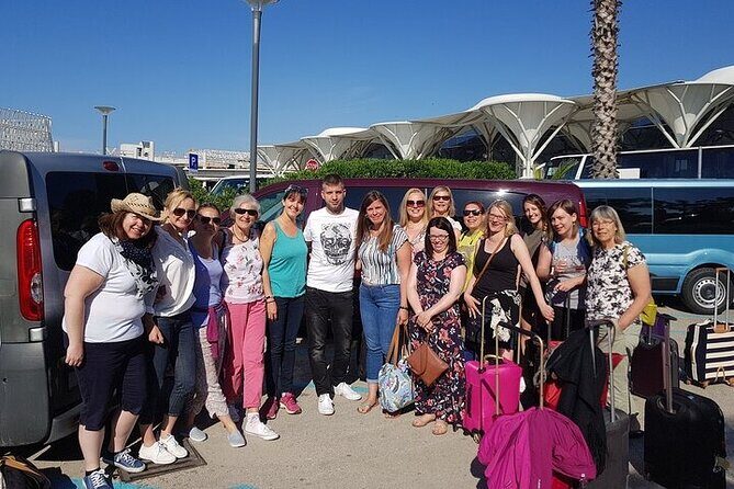 Private transfer Split airport to Split (hotel, apartment, ferry...) up to 3 pax