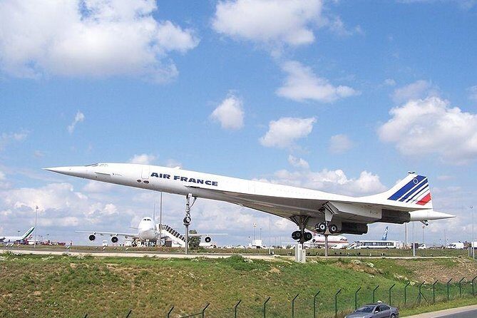 Private Van Transfer from CDG To Airport Beauvais - The Sum Up