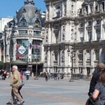 Private vehicle and driver for your Paris - Paris trips. - In-Depth Review: What You Can Expect from Your Paris Private Vehicle and Driver Service