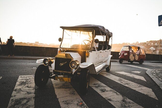Private Vintage City Tour in a Ford T Electric - A Deep Dive into the Experience