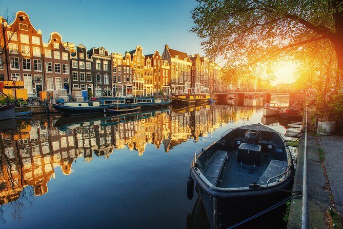 Private walking tour Amsterdam. English or Spanish. - FAQ