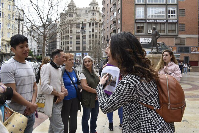 Private Walking Tour of Games and History in the Center of Valencia - Key Points