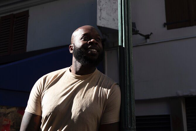 Private Walking Tour with Fashion Photographer and Paris Guide - Exploring Paris with a Fashion Photographer and Guide