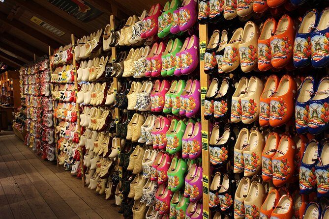 Private Zaanse Schans Windmills and Volendam Tour from Amsterdam - Exploring the Highlights of the Dutch Countryside