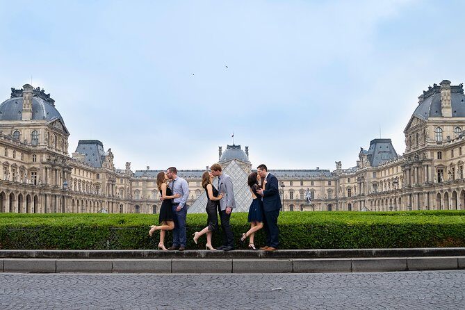Professional Photo Shoot Walking Tour in Central Paris - The Sum Up