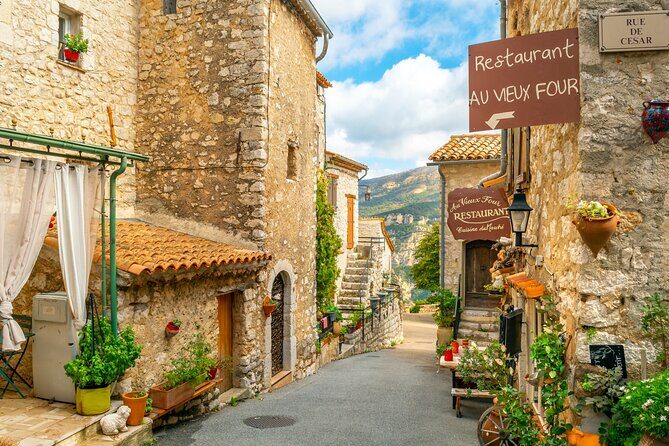 Provence Countryside and its Medieval Villages Private Tour - FAQs