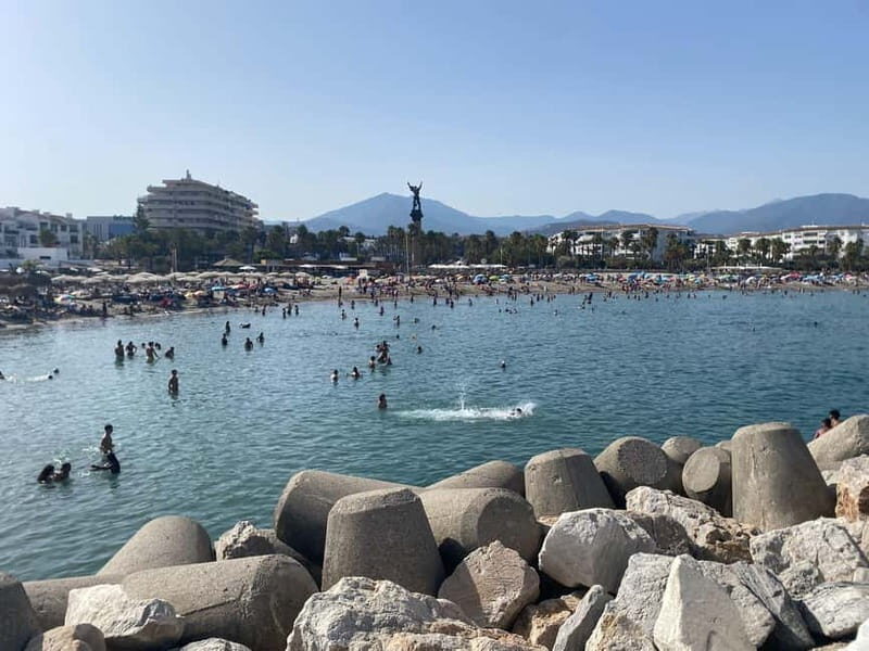 Puerto Banús: Private Nightclub Tour with 3 Clubs, 1 Drink, and Transportation - An In-Depth Look at the Puerto Banús Nightclub Tour