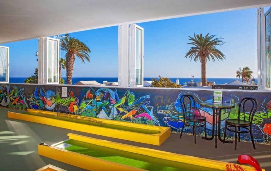 Puerto del Carmen: Indoor 18 hole Crazy Mini Golf Experience - Why This Experience Matters for Travelers