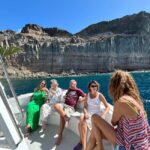 Puerto Rico, Gran Canaria: boat trip, drinks, food, paddle surfing, snorkeling. - FAQ