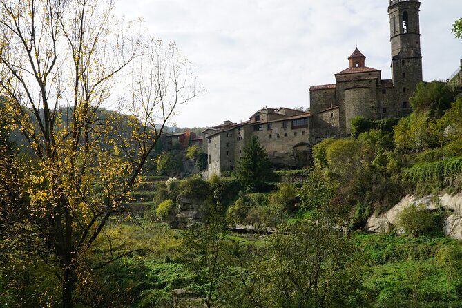 Pyrenees Medieval Village Hike from Barcelona - A Deep Dive into the Pyrenees Medieval Village Hike