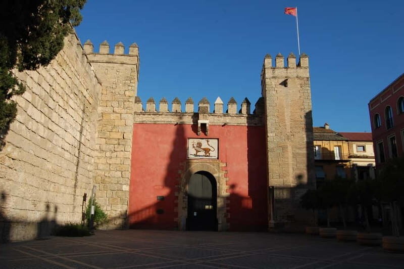Real Alcázar of Seville Tiny Group Tour - Who Will Love This Tour?