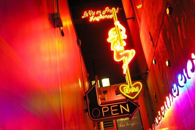 Red Light District Tour by Locals, Small Group (approx 4) - FAQ