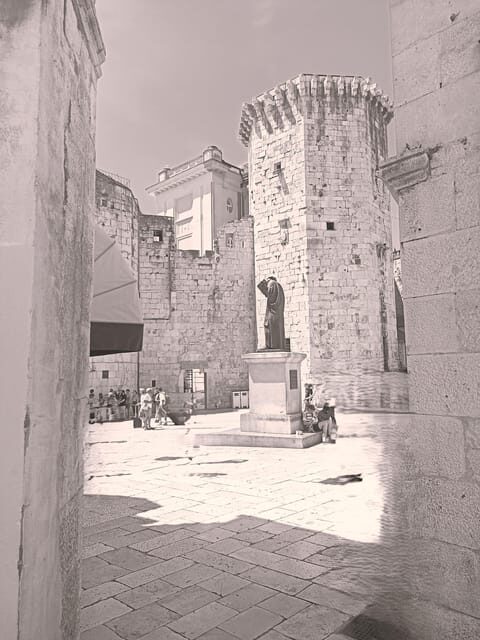 Relaxing walking tour Split - Why This Tour Offers Value