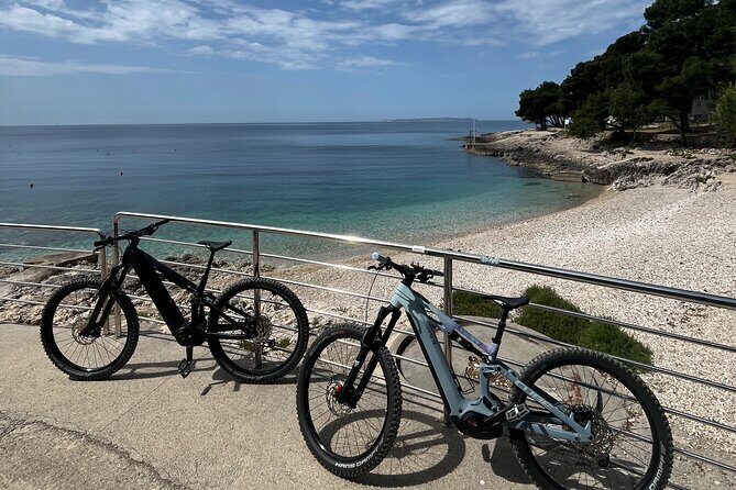 Rent a Bike Loinj - Explore the island with premium e-Bikes - The Journey: From Historic Towns to Coastal Paths
