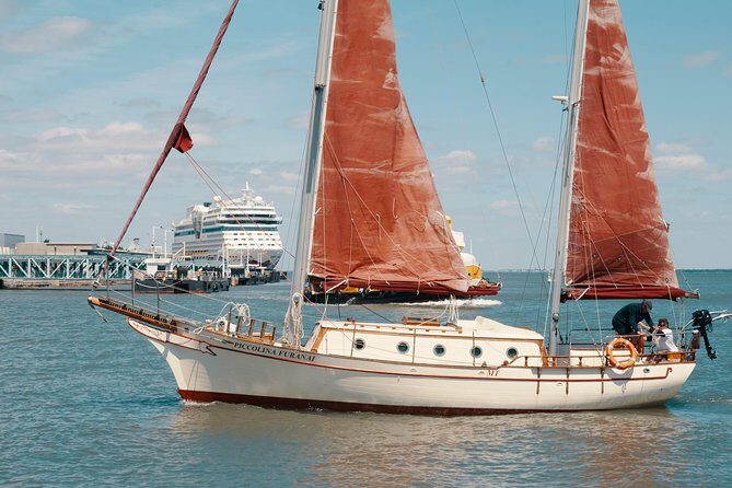 Romantic Lisbon on a Lovely Vintage Sailboat - What’s Included and Additional Details