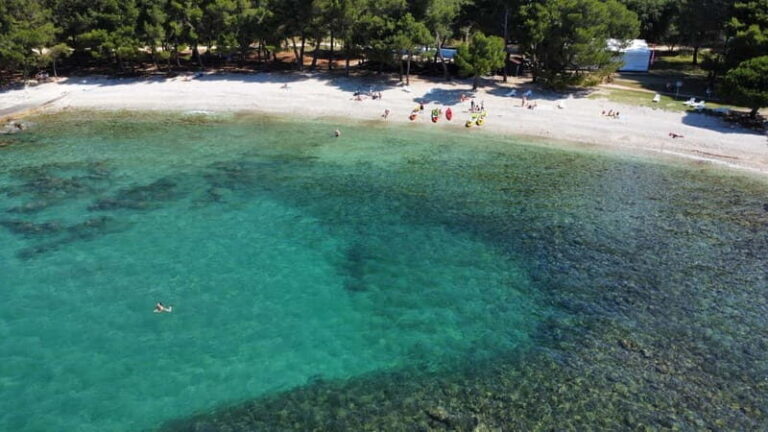 Rovinj: 4-Hour Kayak Rental  Islands, Sea and Snorkeling - An Overview of the Experience
