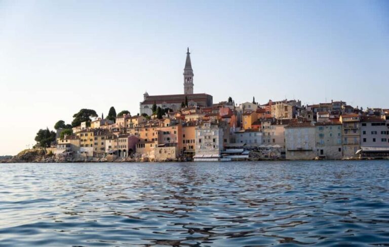 Rovinj: Dolphins at Sunset & Island Swimming Speedboat Tour - Itinerary: From Swimming to Sunset