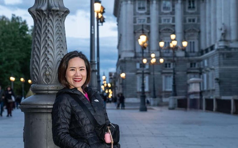 Royal Palace, Sol & Plaza Mayor Professional Photoshoot - Who Will Enjoy This Tour?