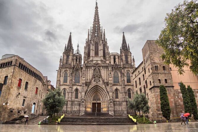 Sagrada Familia & Gothic Quarter Private Tour - The Value of a Private Guided Tour